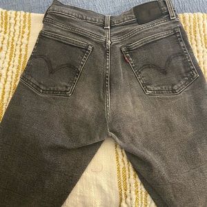 Grey Levi 501 Wedgie fit jeans (size 26)
